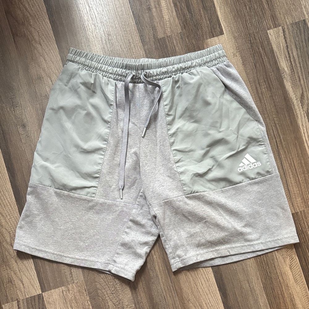 Adidas Men's Light Gray Athletic Shorts